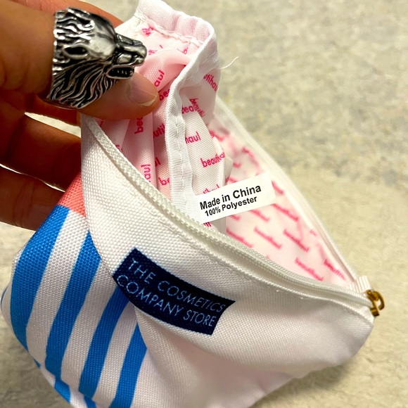 Brand New The Cosmetics Company Store Top Zip Make Up case In Multicolors - Picture 4 of 7